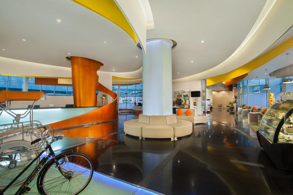 Harris Hotel & Convention Festival Citylink Bandung Eksteriør billede