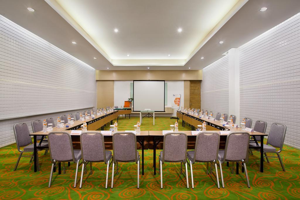 Harris Hotel & Convention Festival Citylink Bandung Eksteriør billede