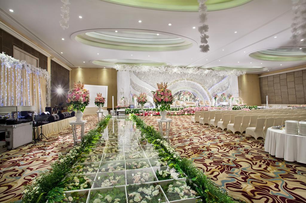 Harris Hotel & Convention Festival Citylink Bandung Eksteriør billede
